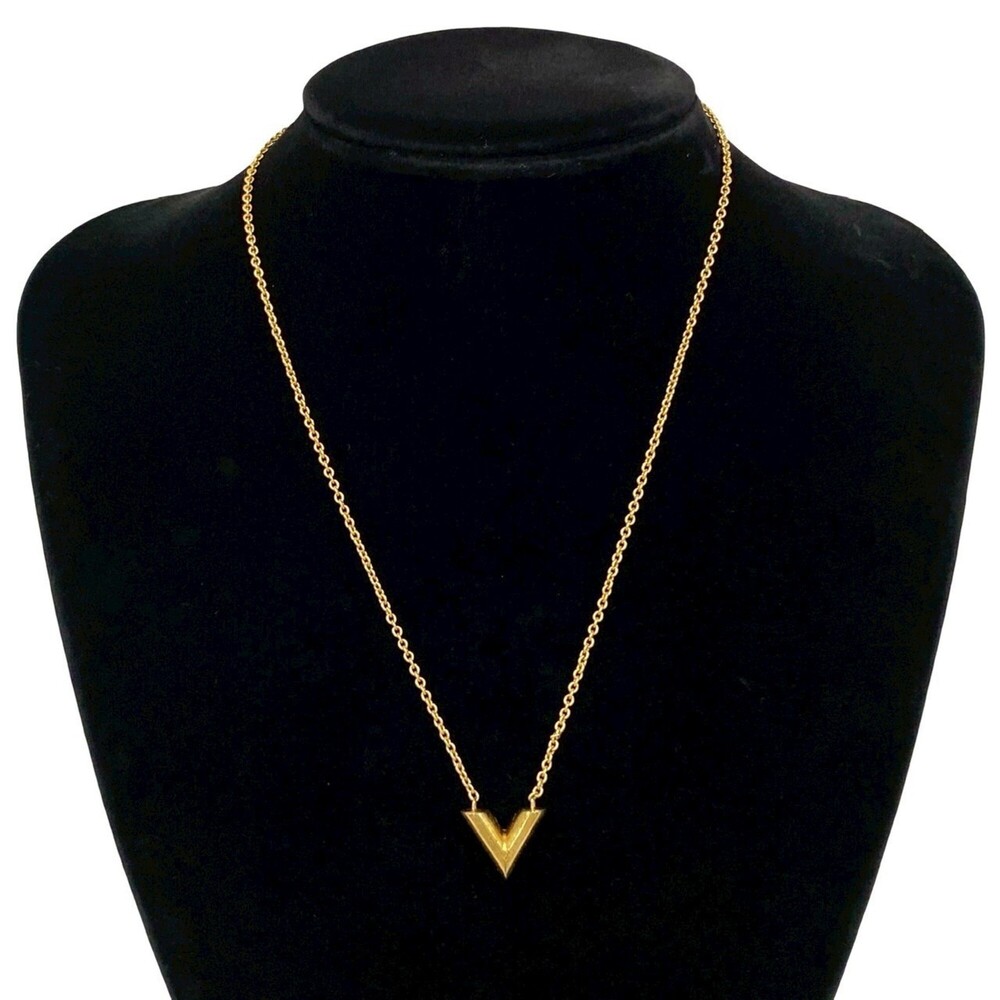 LOUIS VUITTON Gold Necklace - Picture 1 of 4